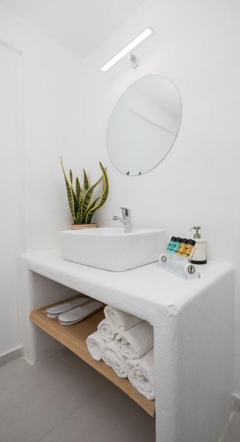 Sarantis Suites & Apartments Provatas Екстериор снимка