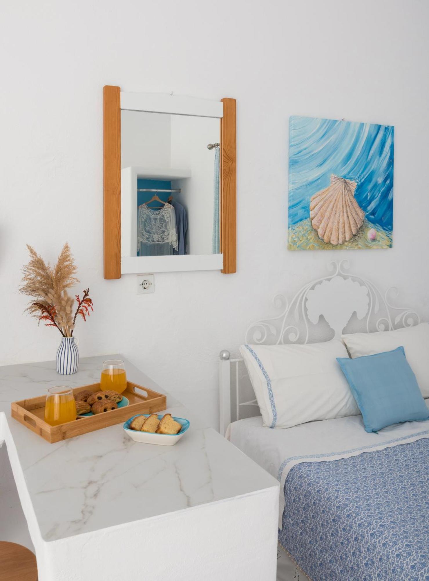 Sarantis Suites & Apartments Provatas Екстериор снимка